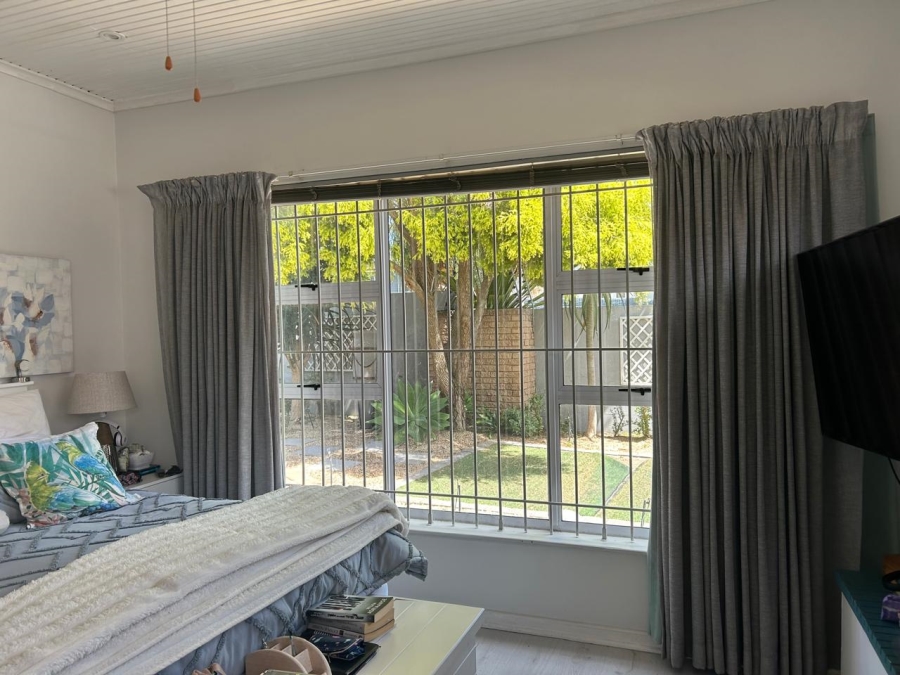 4 Bedroom Property for Sale in Azalea Park Eastern Cape